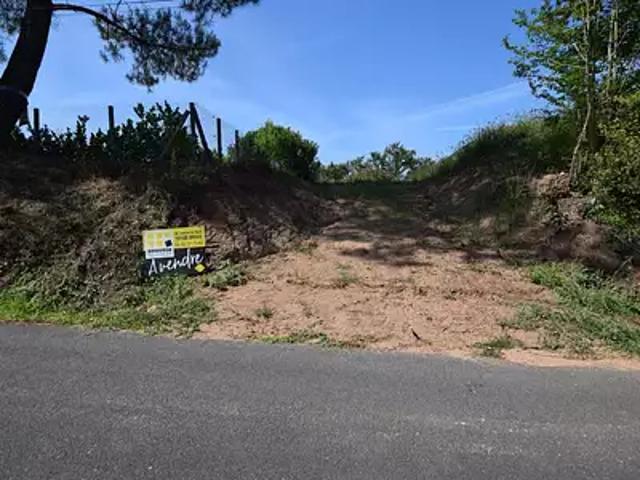 Terrain vente à Brive-la-Gaillarde, Dampniat