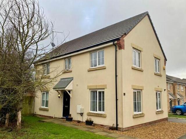 House for sale in Northampton, Northamptonshire