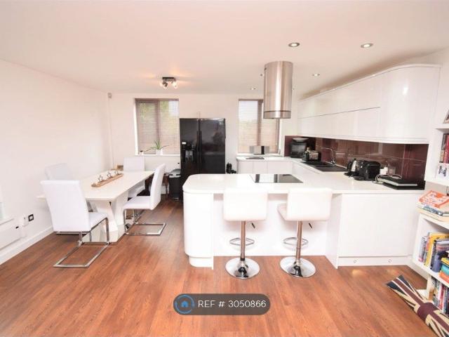 Apartment for rent in The Quayside, Bare