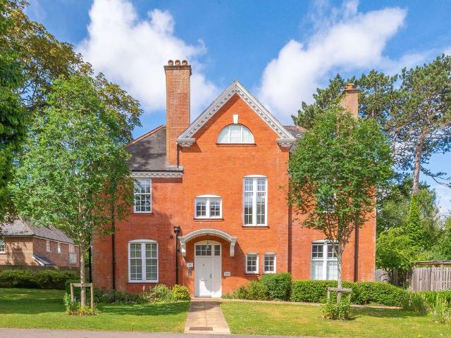 Apartment for rent in Carshalton-on-the-Hill, Greater London