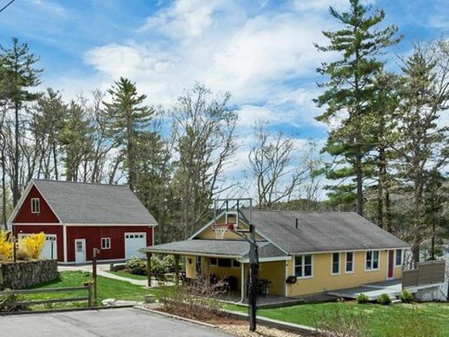 House for sale in New Hampshire
