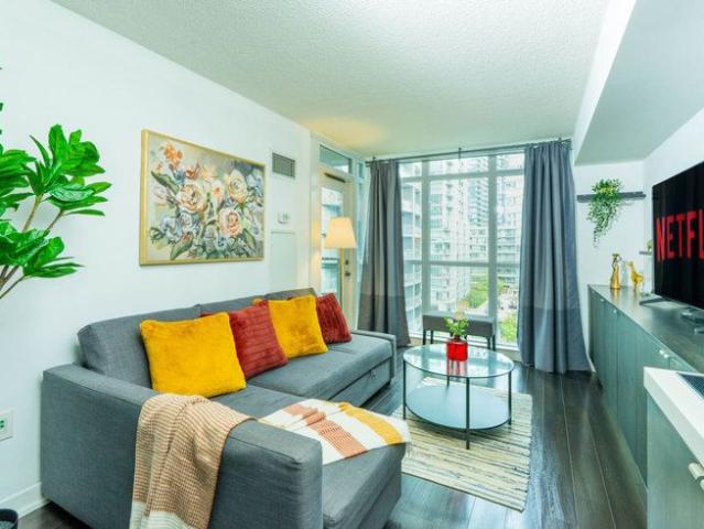 House for rent in Spadina—Fort York, Toronto