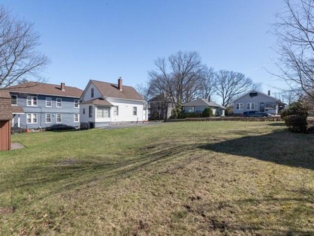 Land for sale in Worcester, Massachusetts
