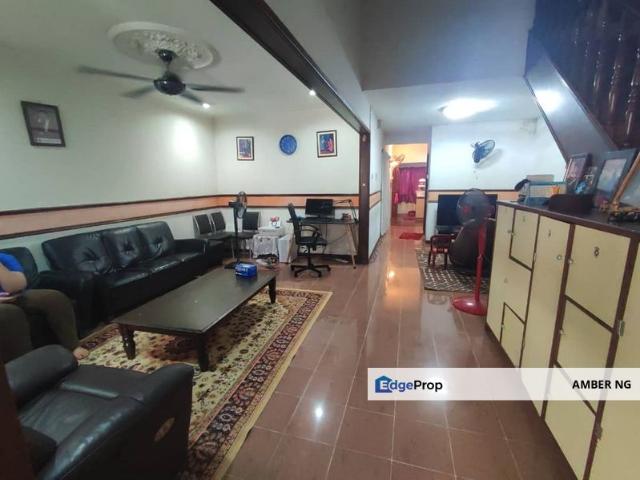 House for sale in Country Heights Damansara, Kuala Lumpur