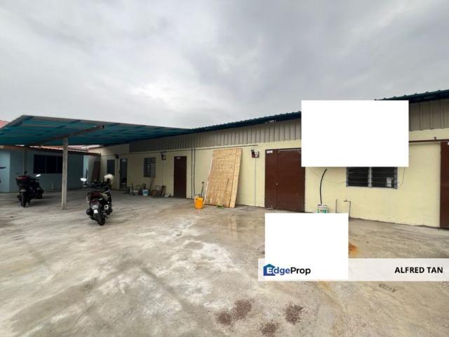 Warehouse for rent in Country Heights Damansara, Kuala Lumpur