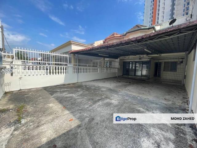 House for sale in Country Heights Damansara, Kuala Lumpur