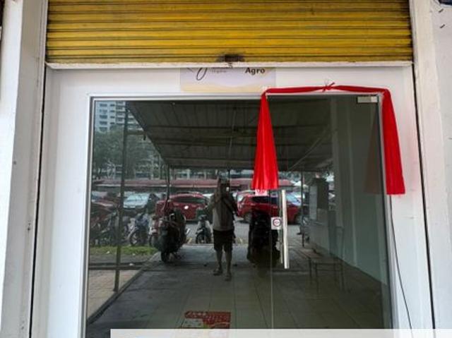 Shop for rent in Kuala Lumpur, Country Heights Damansara