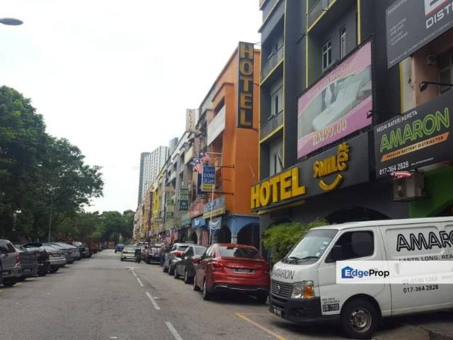Shop for rent in Country Heights Damansara, Kuala Lumpur