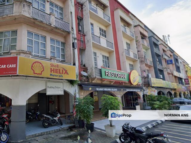 Shop for rent in Country Heights Damansara, Kuala Lumpur