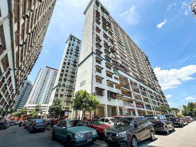 Apartment for sale in Country Heights Damansara, Kuala Lumpur