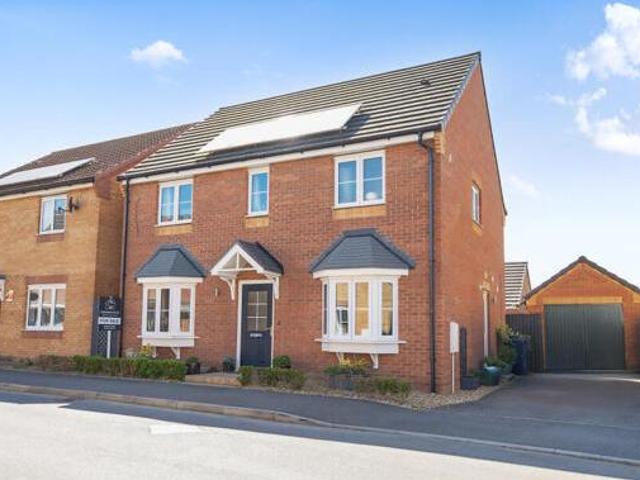 House for sale in Hampton Green, Cambridgeshire