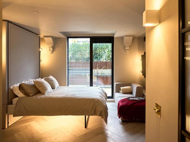 Apartment for rent in Brondesbury, Greater London