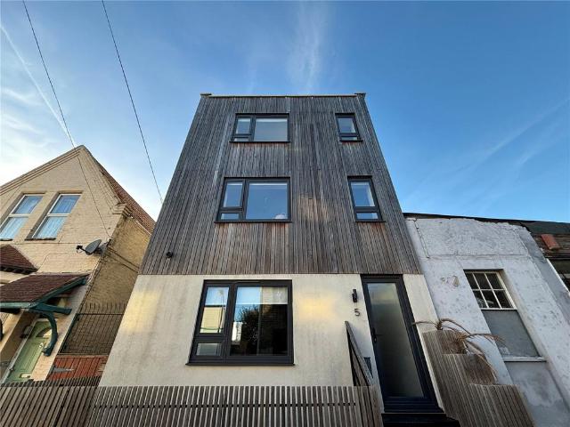 Apartment for rent in Cliftonville West, Thanet