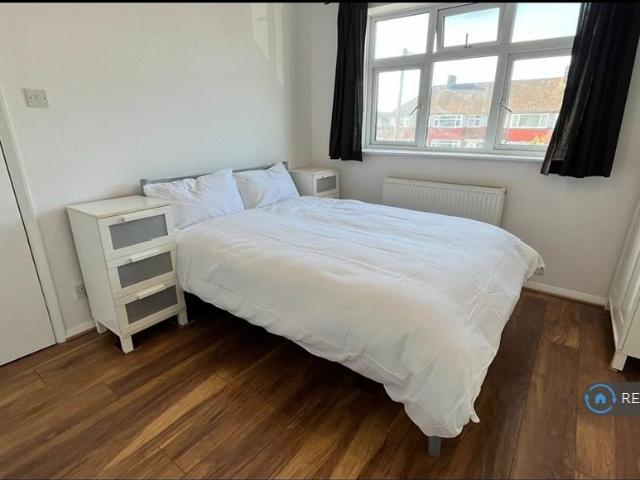 House for rent in Spelthorne, Surrey