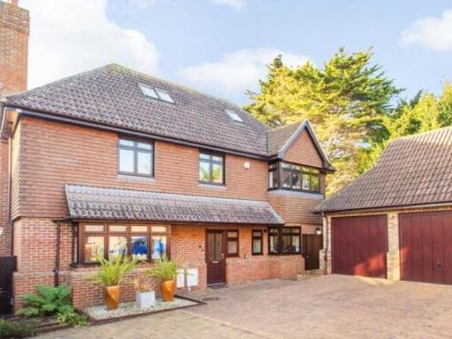 House for sale in Cliftonville West, Acol