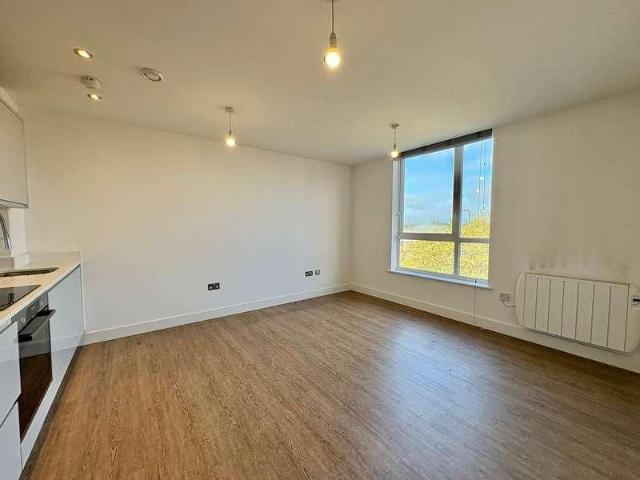 Apartment for rent in Sale Moor, Trafford Park