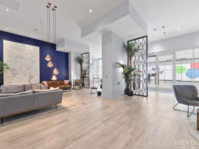 Apartment for rent in London, Hale Village
