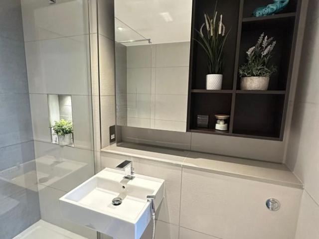 Apartment for rent in Hale Village, Tottenham Hale