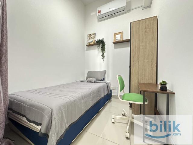 Room for rent in Teluk Danga, Johor Bahru