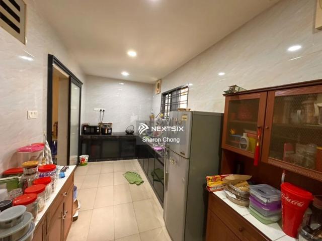 Shop for sale in Johor