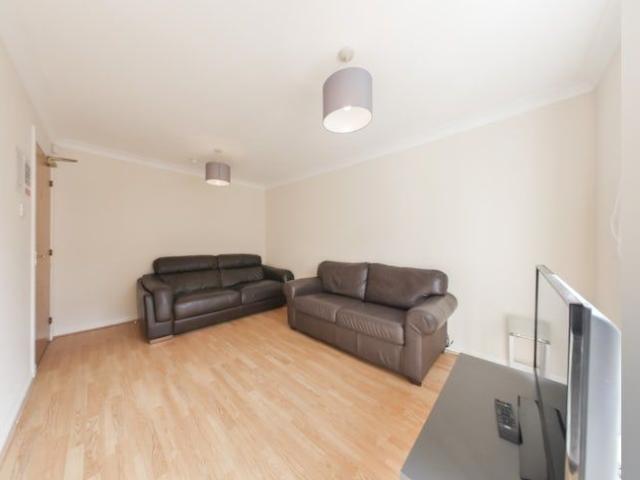 Townhouse for rent in Blackness, Scotland