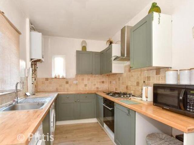 House for sale in Oakfield, Ryde