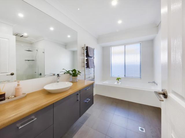 House for sale in Noranda, City of Bayswater