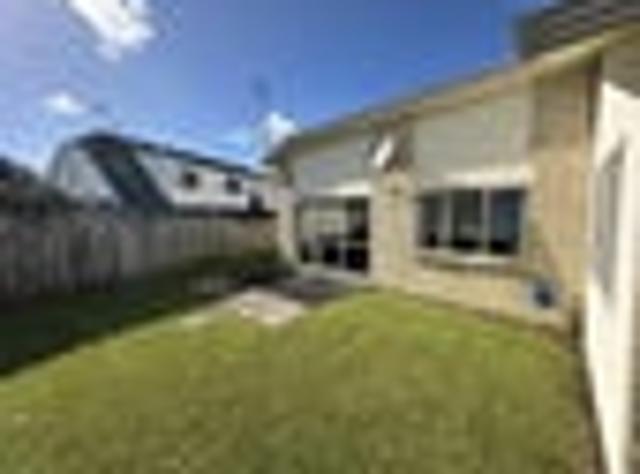 House for rent in Howick, Oroua County