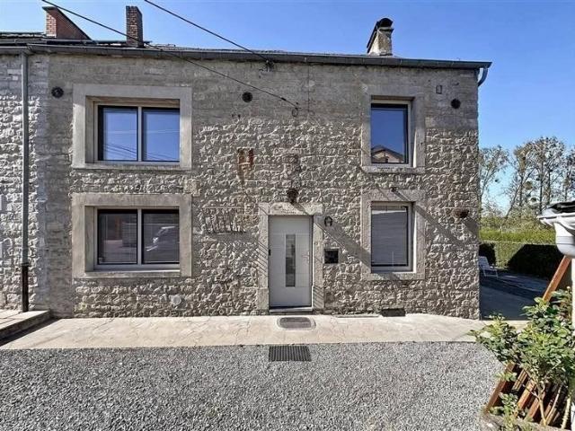 Maison location à Doische