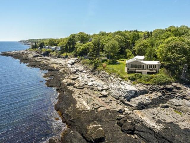 House for sale in Bristol, Maine