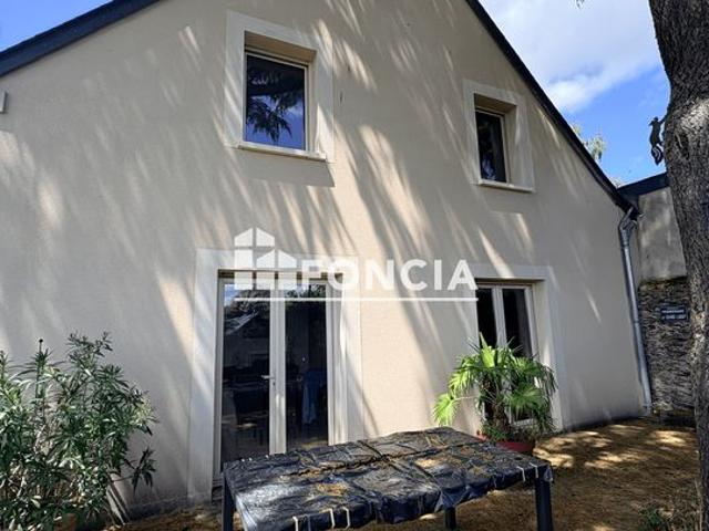 Maison vente à Angers, Savennières