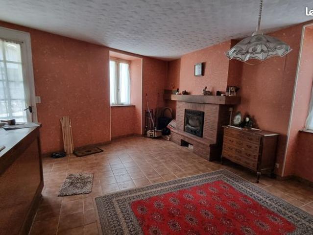 Maison vente à Confolens, Brigueuil