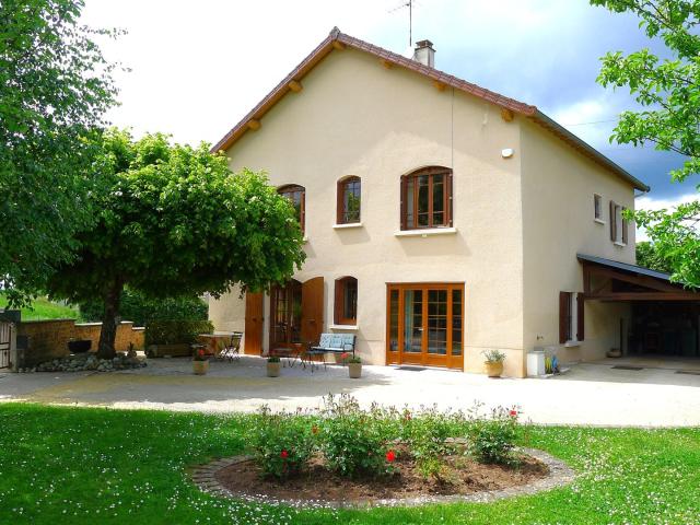 Maison vente à Roanne, Charlieu