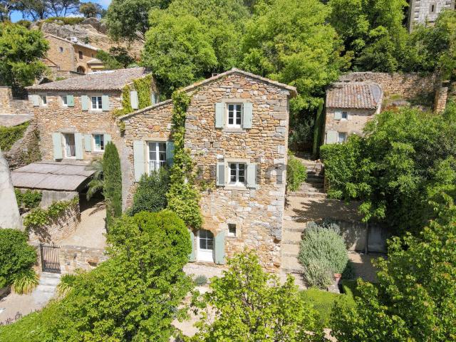 Maison vente à Nîmes, Montaren-et-saint-médiers