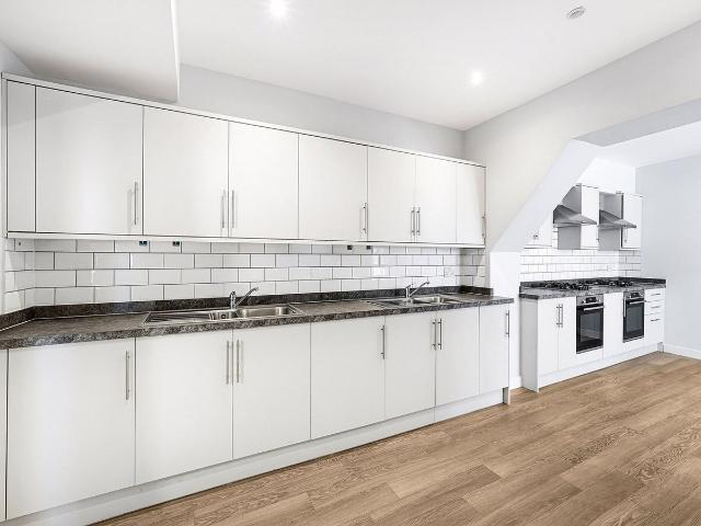 House for rent in Chinatown, Greater London