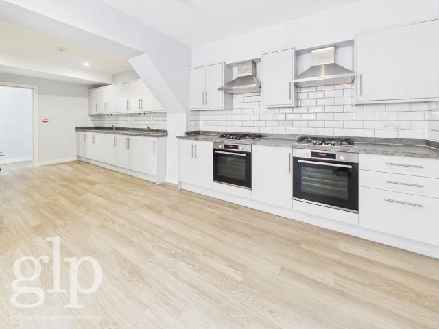 House for rent in Chinatown, Greater London