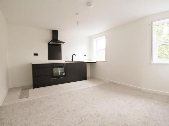 Apartment for rent in Dukinfield, Tameside