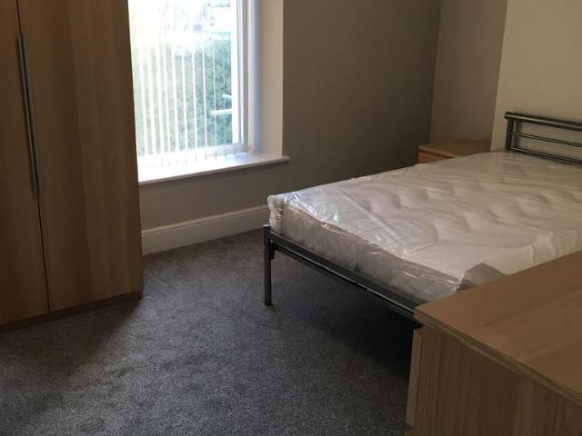 House for rent in Nangreaves, Wales