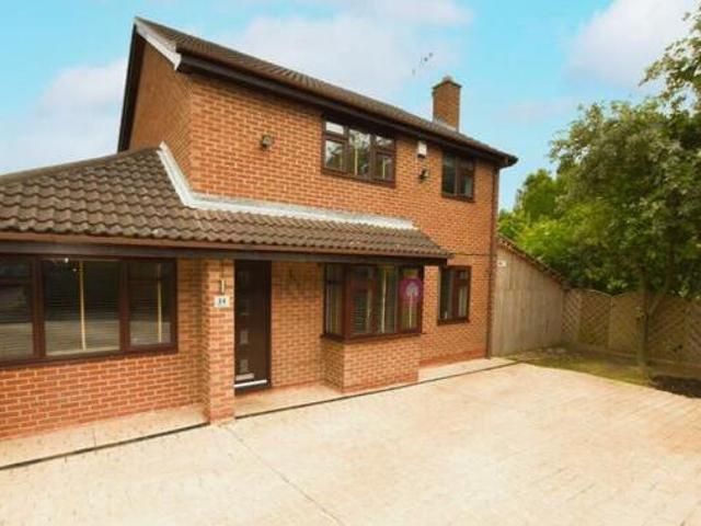 House for sale in Hackenthorpe, South Yorkshire