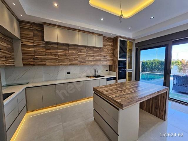 Döşemealti, Antalya içerisinde satılık Villa