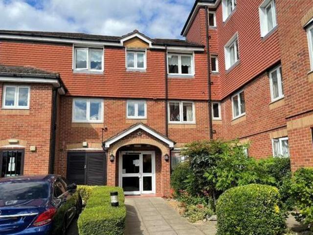House for sale in Potters Bar, Hertfordshire