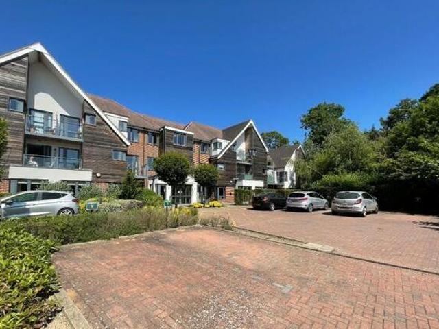 House for sale in Potters Bar, Hertfordshire