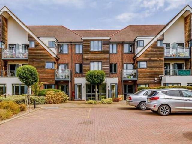 House for sale in Potters Bar, Isle Of Man