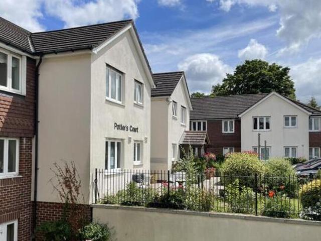 House for rent in Potters Bar, Hertfordshire