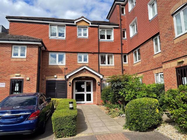 Apartment for rent in Potters Bar, Hertsmere