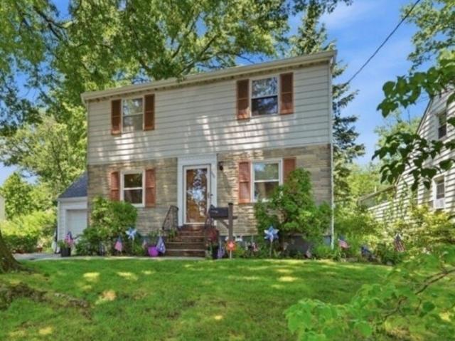 House for sale in Bloomfield, New Jersey
