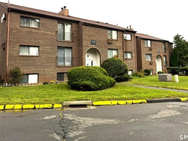 Condo for sale in Southington, Connecticut