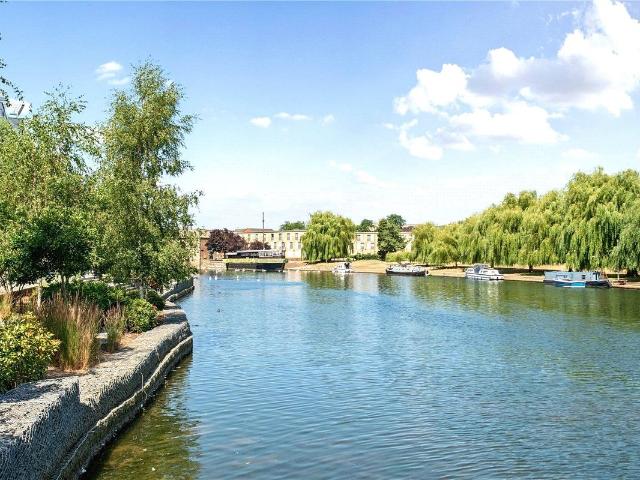 House for rent in Fletton Quays, Peterborough
