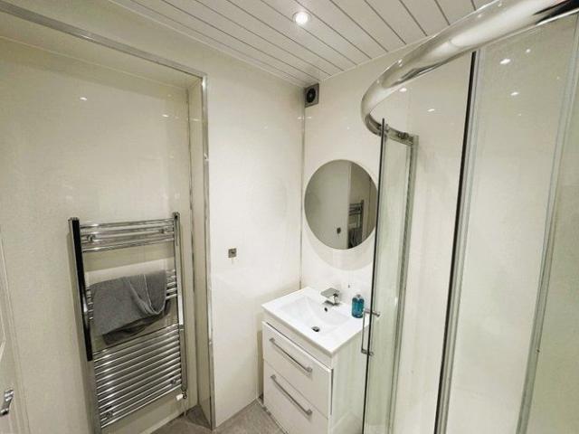 House for rent in Shotts, Damside House for rent in Shotts, Damside