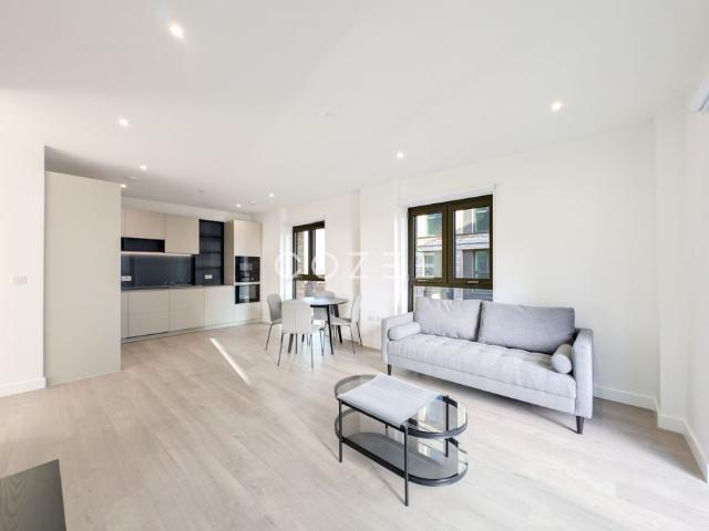 House for rent in Brownswood Park, Stoke Newington